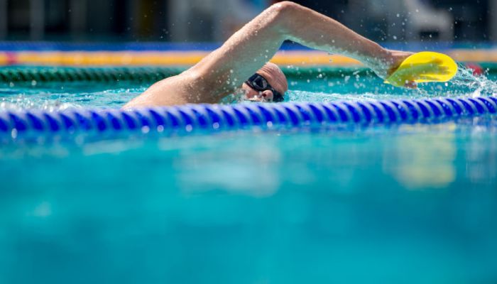 20210811-foto---beeldboot---krommerijn-(20) borstcraw.jpg